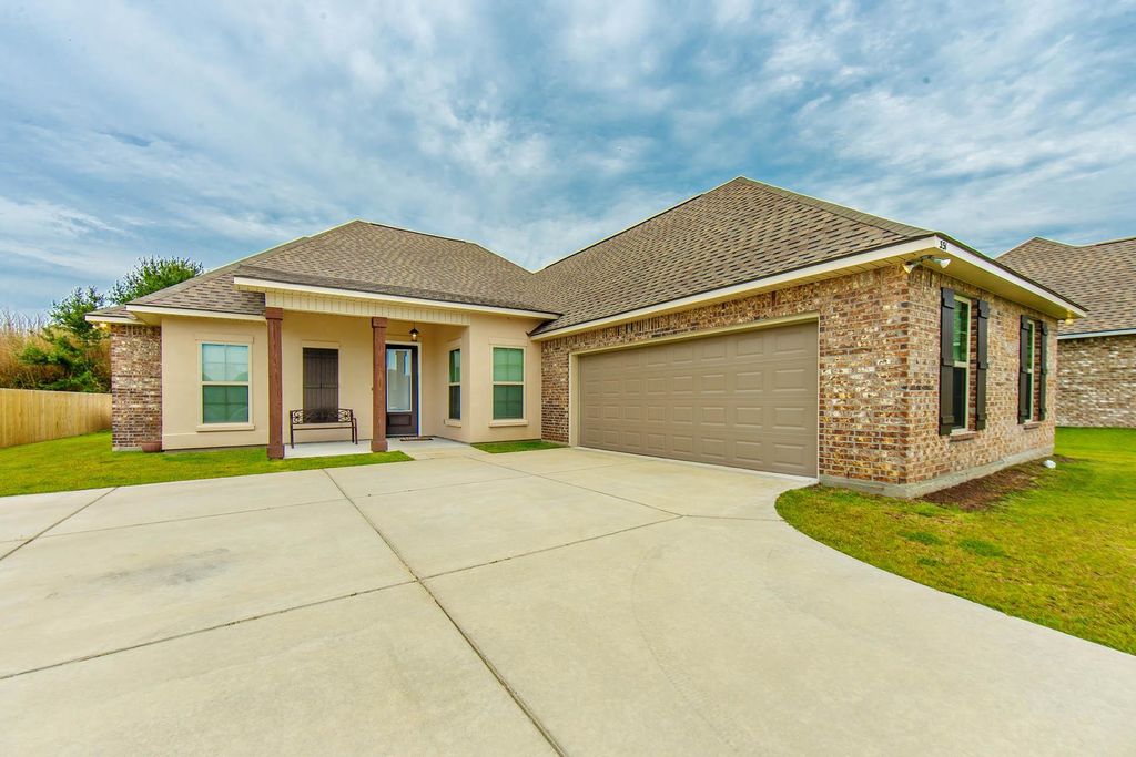 331 Modesto Drive, Houma, LA 70364