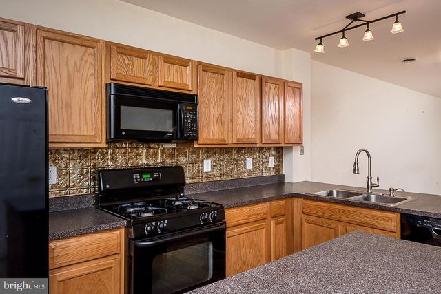 524 SAINT MARY ST, Baltimore, MD 21201