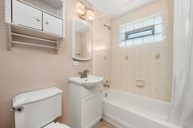 243 Indianwood Boulevard, Park Forest, IL 60466