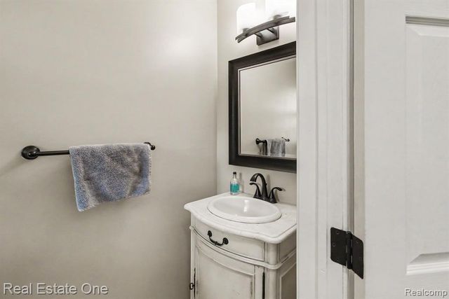 7926 Forest Creek Court, Whitmore Lake, MI 48189