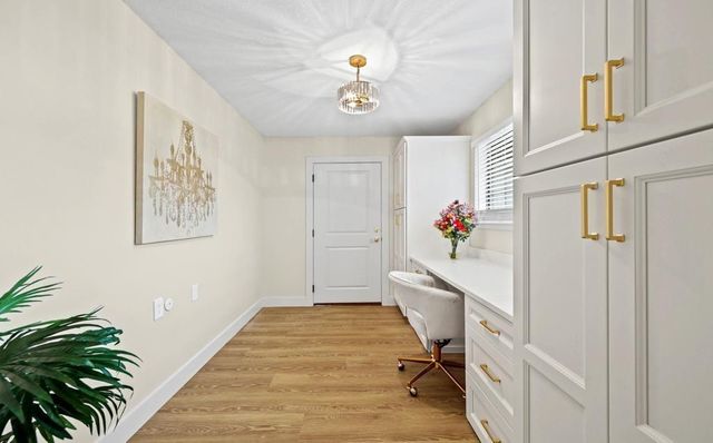 1704 W Long Boulevard, Raymore, MO 64083