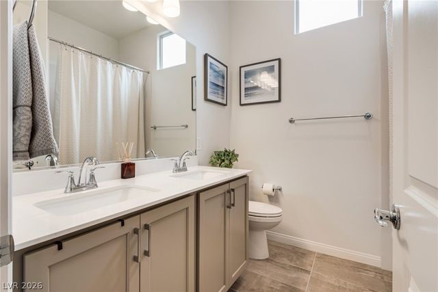 549 Cadence Vista Drive, Henderson, NV 89011