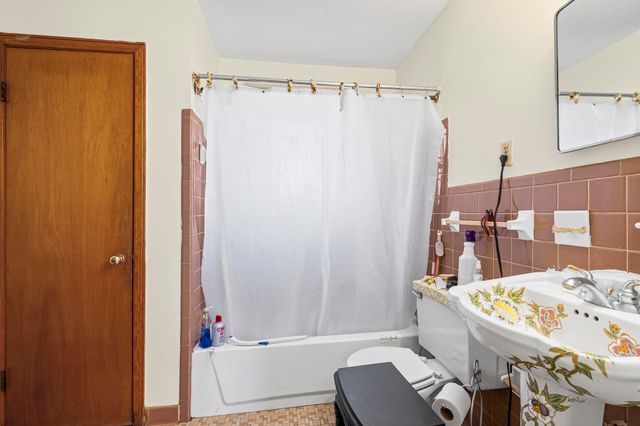 5064 KNIGHT ARNOLD RD, Memphis, TN 38118