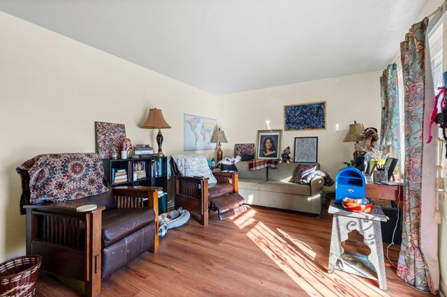 5064 KNIGHT ARNOLD RD, Memphis, TN 38118