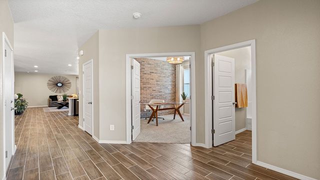4106 Estrella Noche, Santa Fe, NM 87507