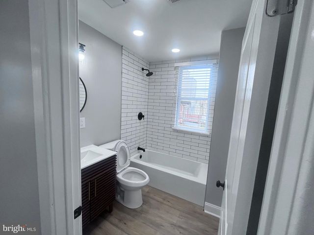 2520 W SEYBERT ST, Philadelphia, PA 19121