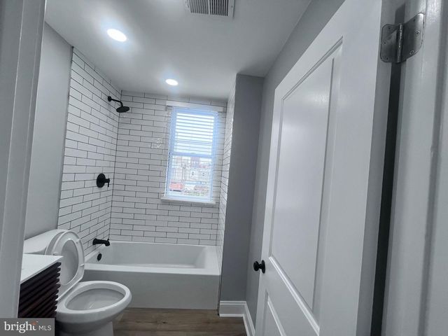 2520 W SEYBERT ST, Philadelphia, PA 19121