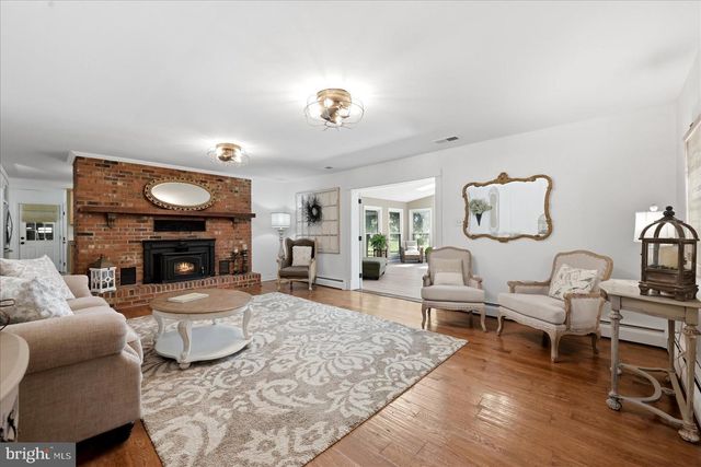 14550 PURCELLVILLE RD, Purcellville, VA 20132