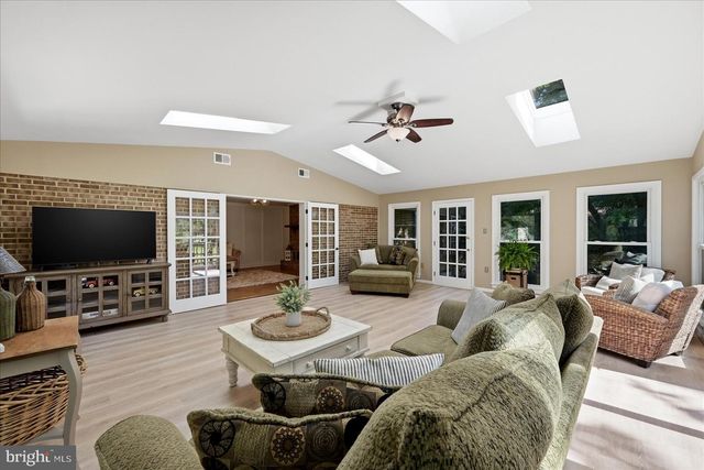 14550 PURCELLVILLE RD, Purcellville, VA 20132