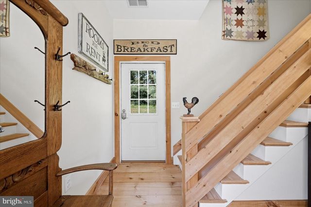 14550 PURCELLVILLE RD, Purcellville, VA 20132