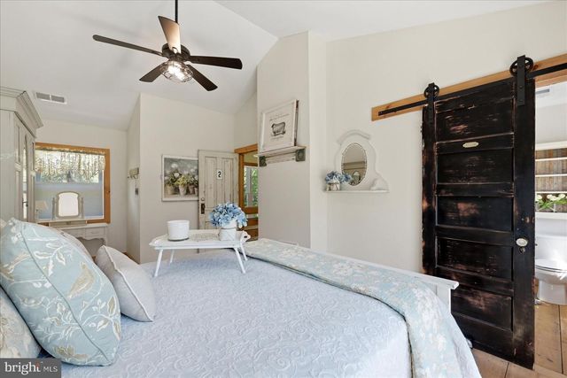 14550 PURCELLVILLE RD, Purcellville, VA 20132