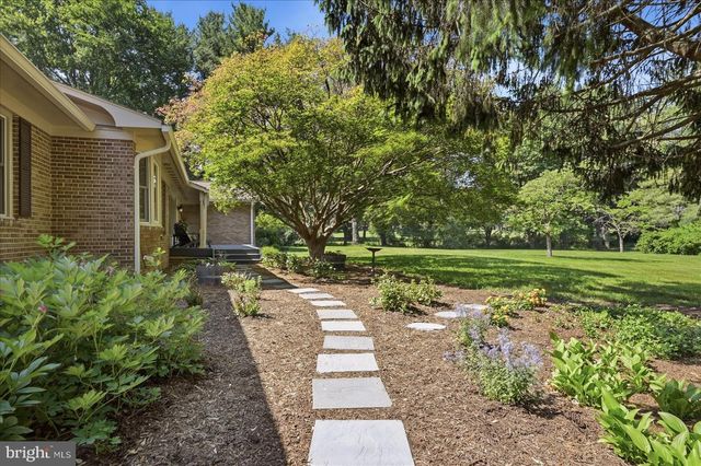 14550 PURCELLVILLE RD, Purcellville, VA 20132