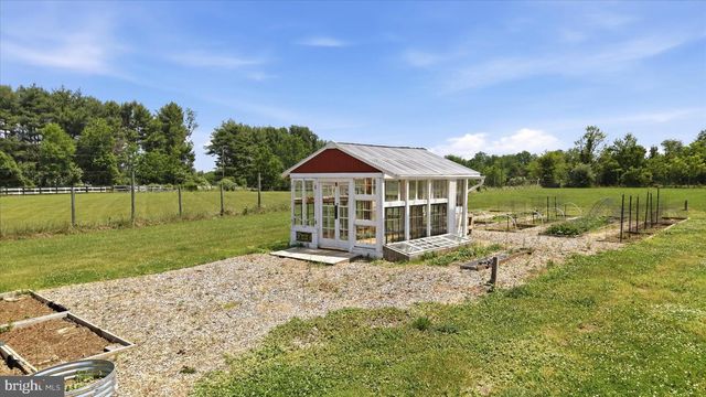 14550 PURCELLVILLE RD, Purcellville, VA 20132