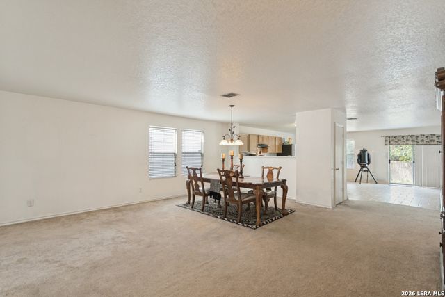 10035 POWDERHOUSE DR, San Antonio, TX 78239