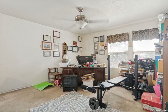 10035 POWDERHOUSE DR, San Antonio, TX 78239