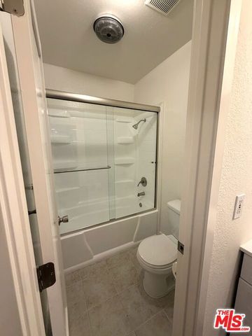 4506 Saugus Avenue 10, Sherman Oaks, CA 91403