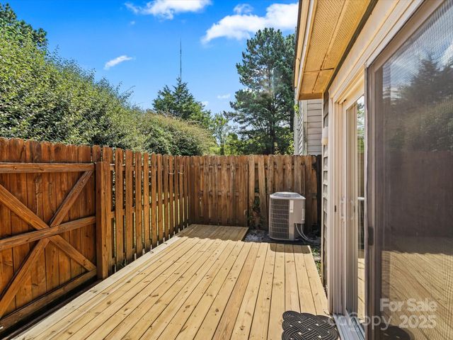 3643 Huyton Court, Charlotte, NC 28215