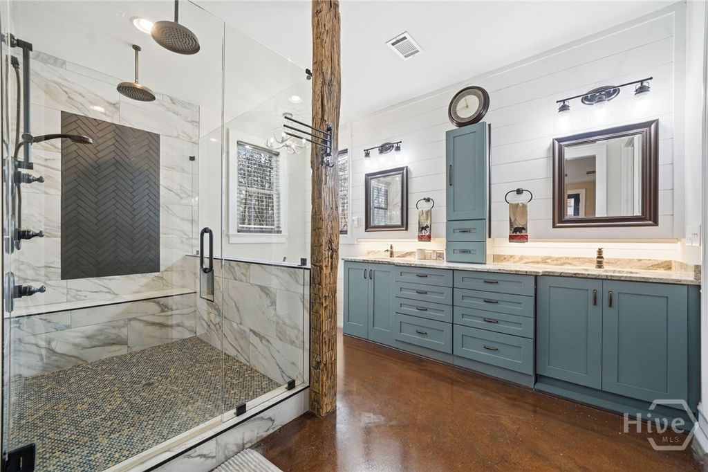 Image 27 of property listing at 864 Blackberry Trail, Ball Ground, GA 30107