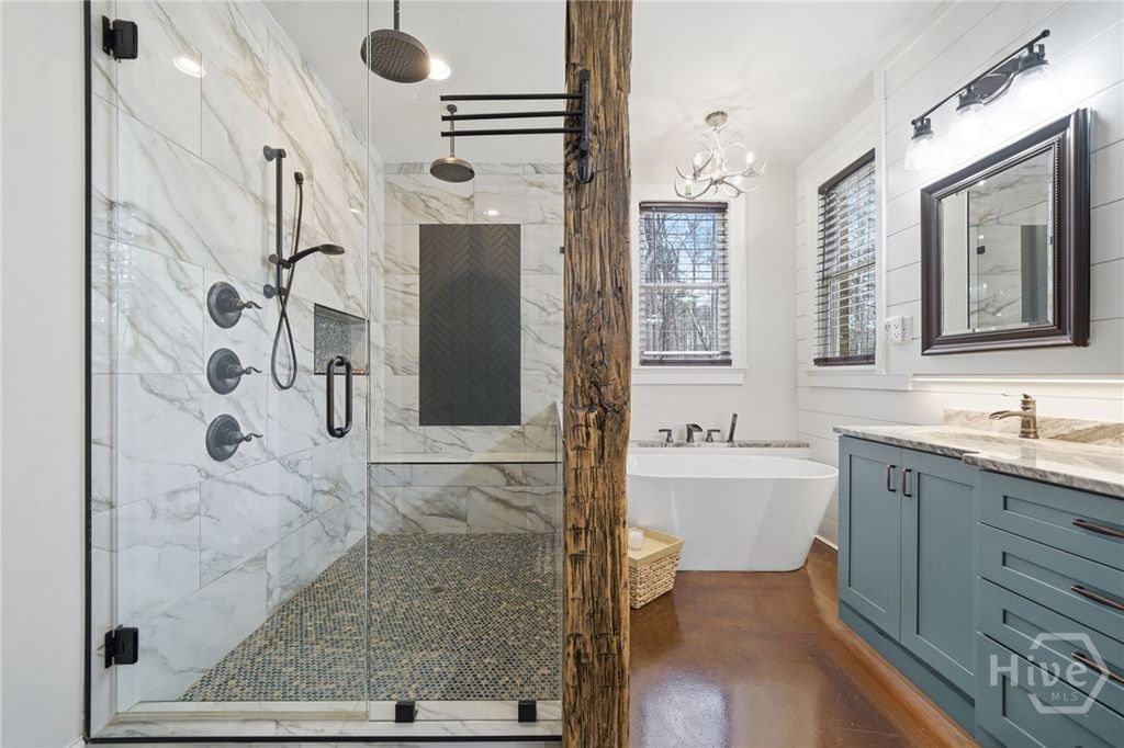 Image 28 of property listing at 864 Blackberry Trail, Ball Ground, GA 30107