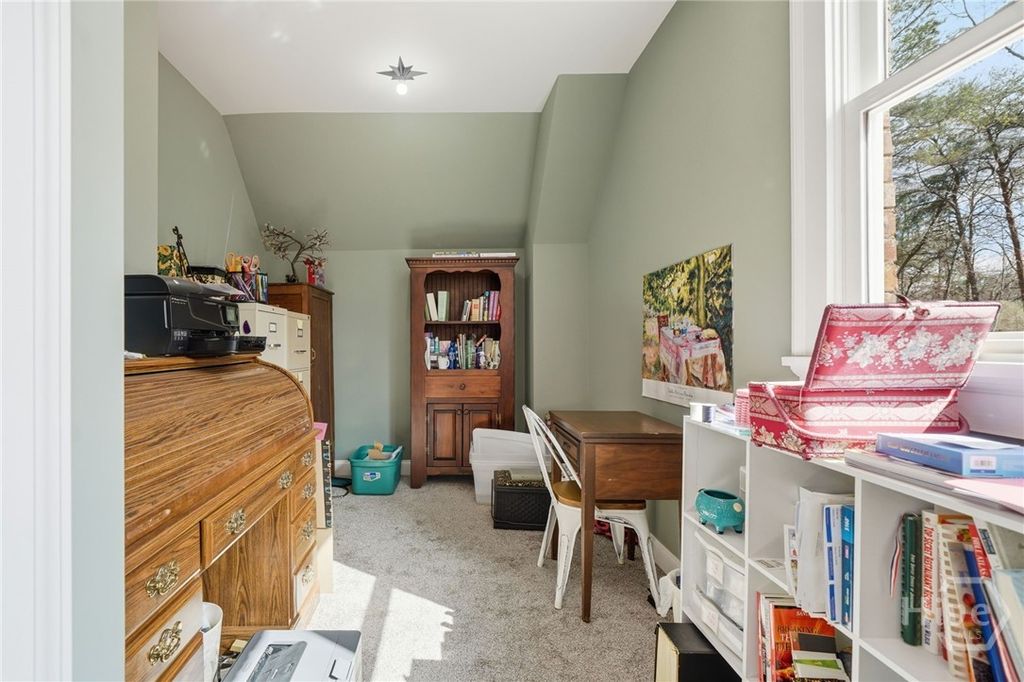 Image 39 of property listing at 864 Blackberry Trail, Ball Ground, GA 30107