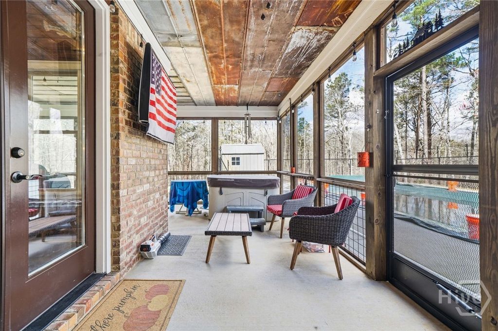 Image 41 of property listing at 864 Blackberry Trail, Ball Ground, GA 30107