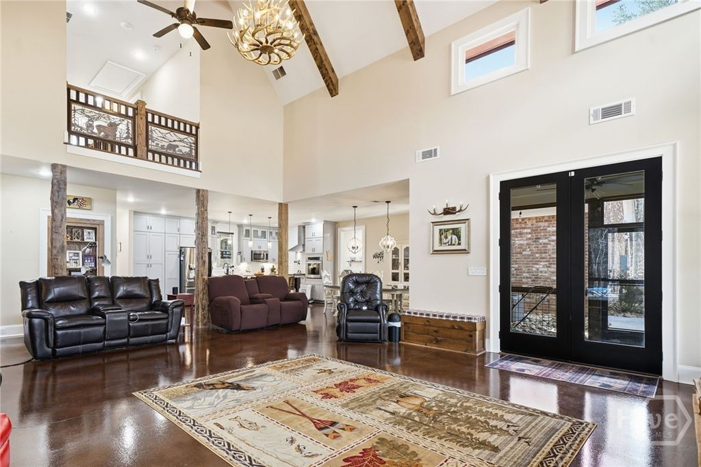 Image 9 of property listing at 864 Blackberry Trail, Ball Ground, GA 30107