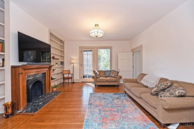 1382 Burdette Avenue, Cincinnati, OH 45206