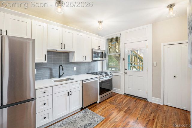 469 W Willis Street 2, Detroit, MI 48201