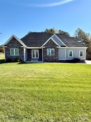 3508 Alfalfa Street, Conover, NC 28613