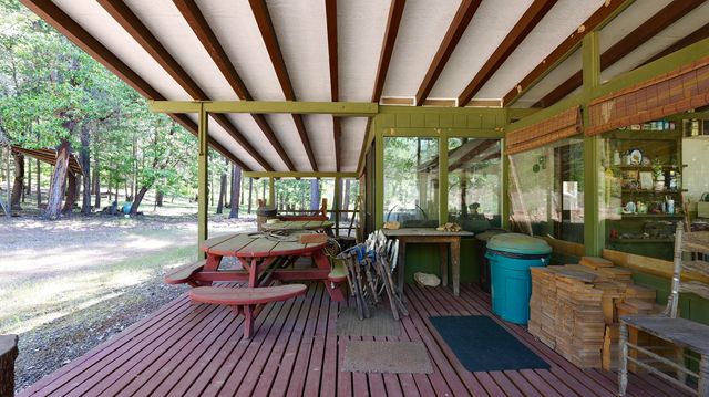 13007 Perry Road, Central Point, OR 97502