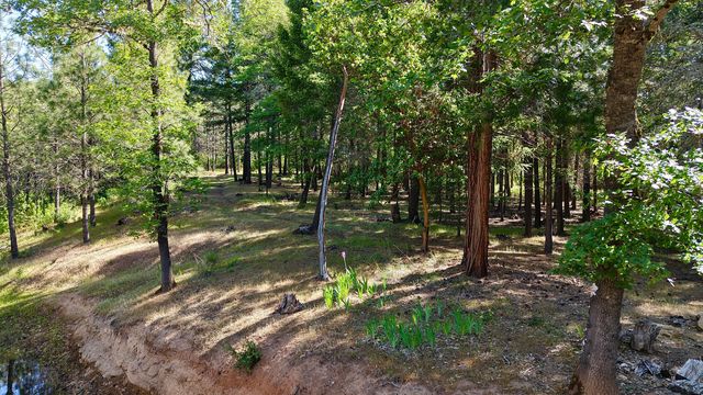 13007 Perry Road, Central Point, OR 97502