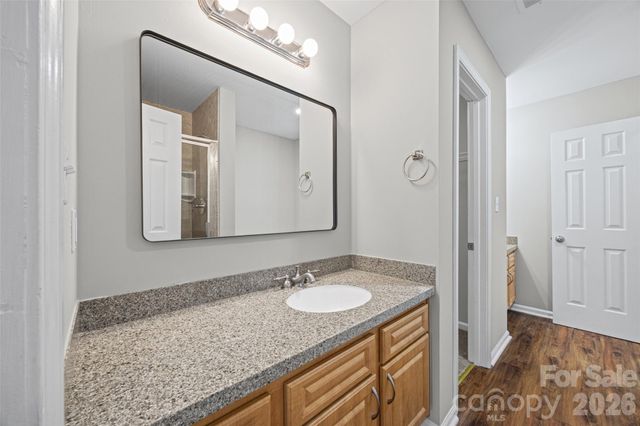 2113 Lennoxshire Square Court, Charlotte, NC 28210