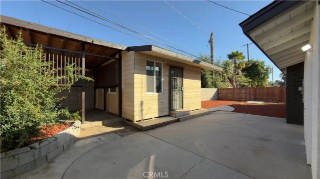 11662 Glamis Street, Sylmar, CA 91342