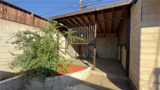11662 Glamis Street, Sylmar, CA 91342