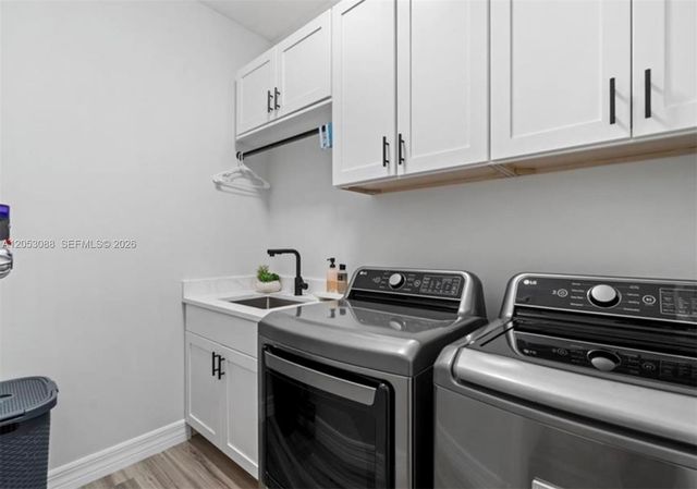 1017 NW 15th Terrace, Cape Coral, FL 33993