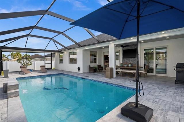 1017 NW 15th Terrace, Cape Coral, FL 33993