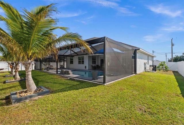 1017 NW 15th Terrace, Cape Coral, FL 33993