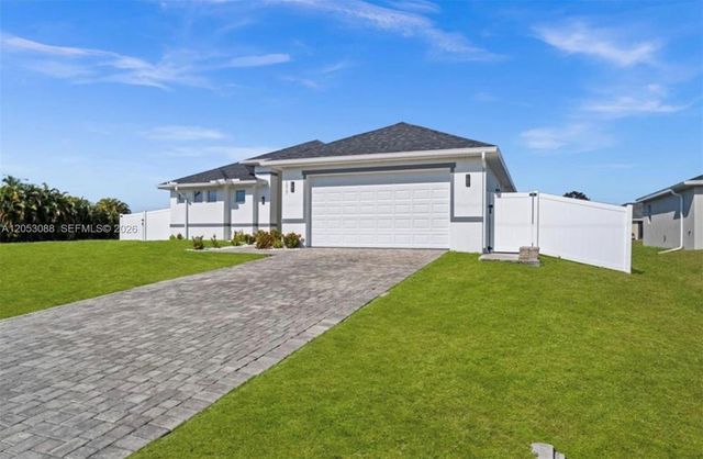 1017 NW 15th Terrace, Cape Coral, FL 33993