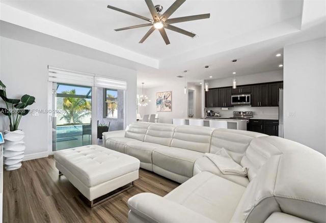 1017 NW 15th Terrace, Cape Coral, FL 33993
