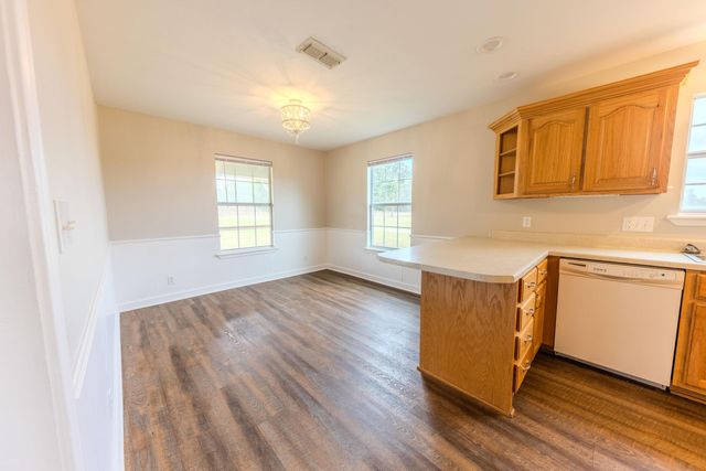 5300 N HWY 37, Winnsboro, TX 75494