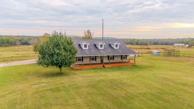 5300 N HWY 37, Winnsboro, TX 75494