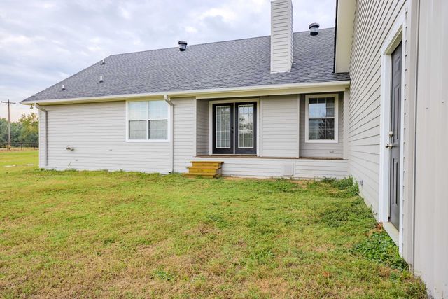 5300 N HWY 37, Winnsboro, TX 75494