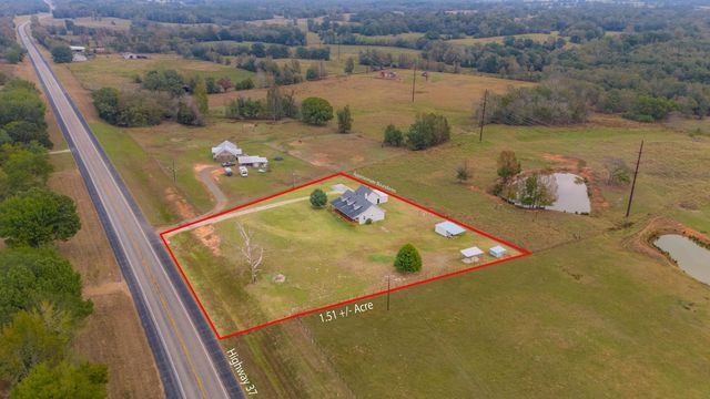 5300 N HWY 37, Winnsboro, TX 75494