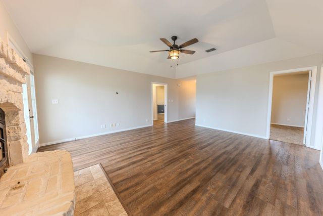 5300 N HWY 37, Winnsboro, TX 75494
