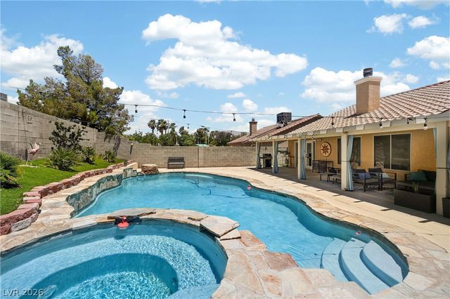7233 Hawk Haven Street, Las Vegas, NV 89131