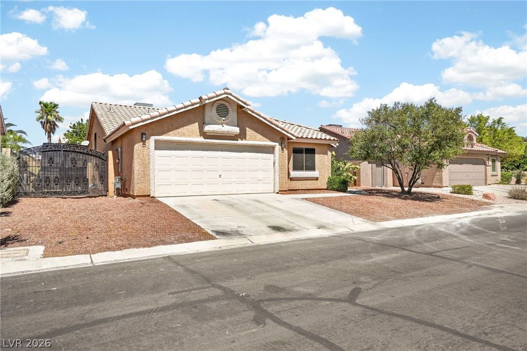 7233 Hawk Haven Street, Las Vegas, NV 89131
