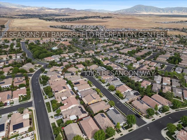 10105 Besancon Way, Bakersfield, CA 93306