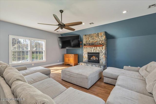 234 Hamiltonian Drive, Red Bank, NJ 07701