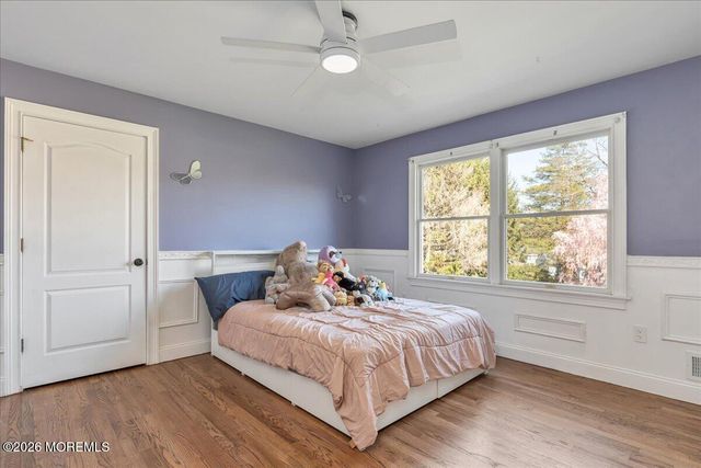 234 Hamiltonian Drive, Red Bank, NJ 07701