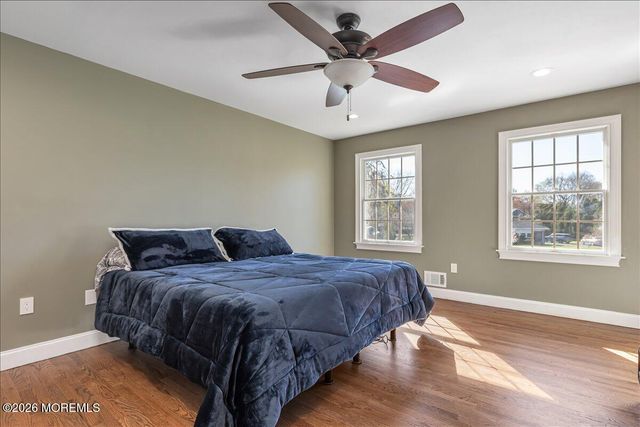 234 Hamiltonian Drive, Red Bank, NJ 07701